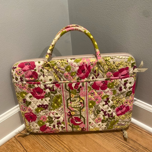 Vera Bradley Hard Shell Laptop Case - Picture 1 of 2